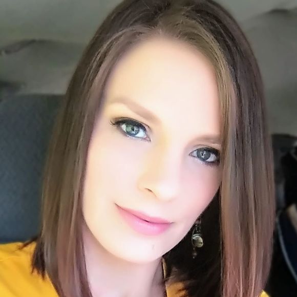 Meet your Posher, Brittany - Picture 1 of 1
